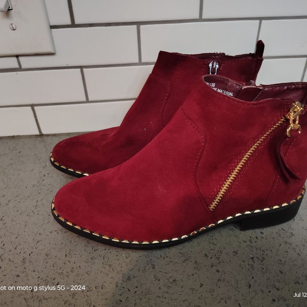 Rouge! Red Combat Moto Boots with Gold Zippers